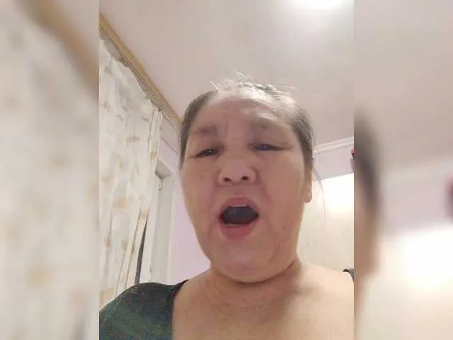 BongaCams 2Milf45 is Freechat 2Milf45 — love from 3 tokens, all tokens go to the general chat, we don't do anything for tokens in PM, prepayment for private 200 tokens in public chat