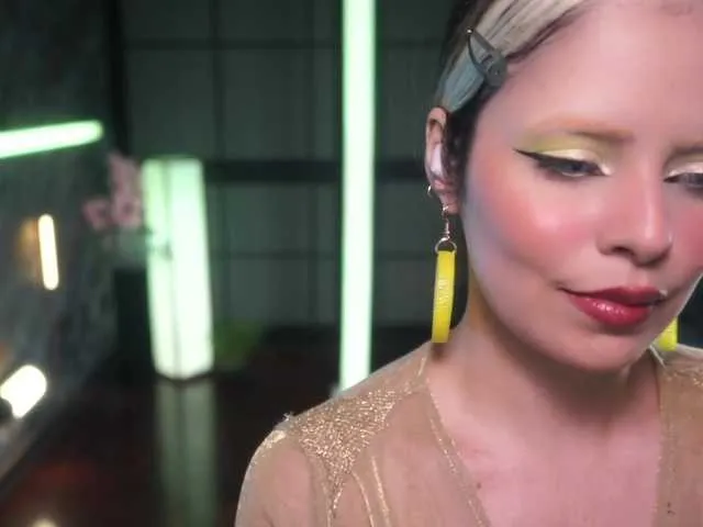 Alessa-Goreng — Countdown for @total tokens. @sofar earned so far. @remain until: Show me all your love! If you're enjoying the show, don't forget to leave your tips as a thank you! (every dollar is appreciated)