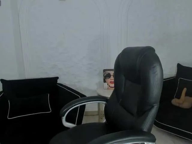 BongaCams AlessaRomero is Freechat AlessaRomero — Today Im your horny dolly, let's have fun together IG: alessarom_ero Goal : Full naked & fingering pussy @remain tks left