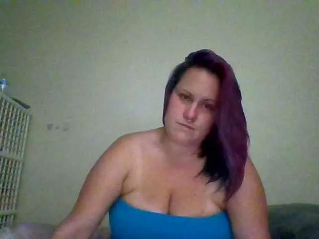 allieeaustynn on BongaCams 