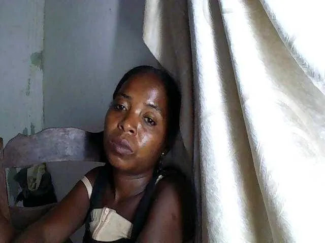 Christina-2 — Hey, welcom in my room love. this is my menutits, Boobs ; 20pussy 40ass asshole 50full naked : 100 kiss muah