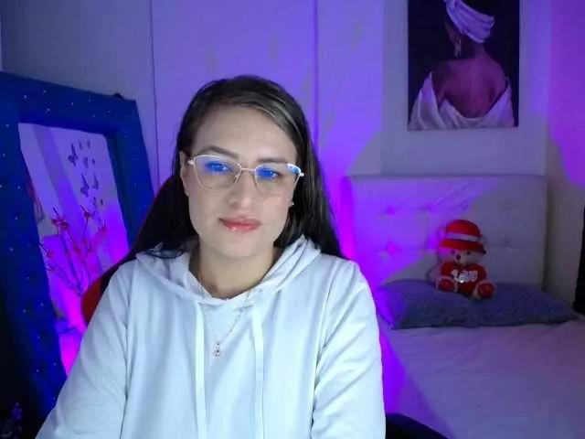 esmeraldaa098 on BongaCams 