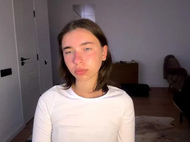 BongaCams EvonneHeally is Freechat EvonneHeally — Help me get home @sofar @remain @total