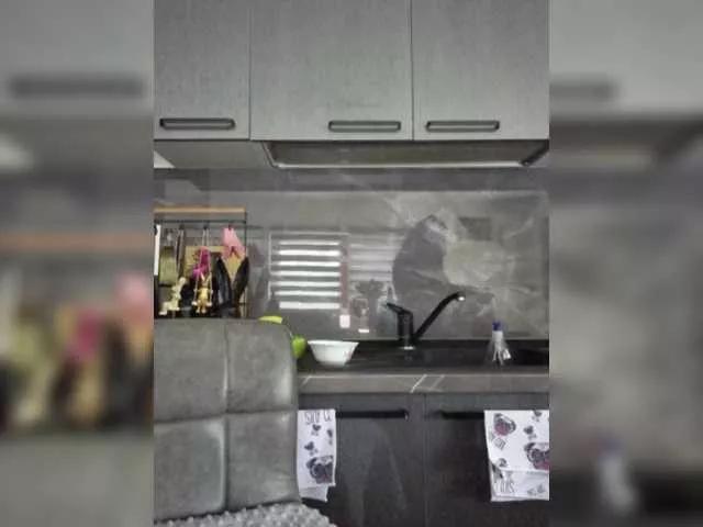 FoxxyAna on BongaCams 