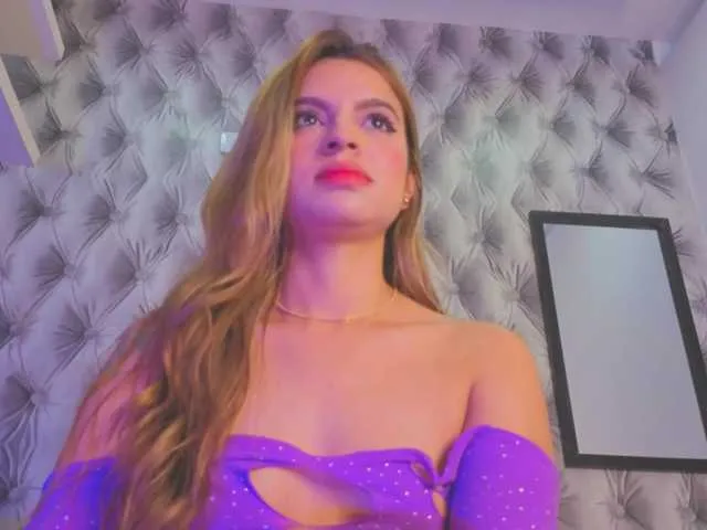 Gabytaylor — Enjoy my tigh pussy wet Ctrl my lush & my domi now for 450 tk 8min Pvt everytme is opn 