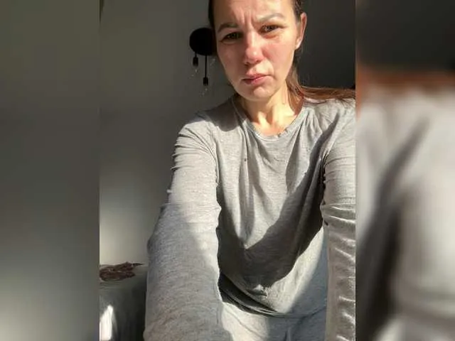 BongaCams Girlaa is Freechat Girlaa — LOVENSE STARTS FROM 1 TOKEN! Collect for rent @total for my orgasm (@remain left)