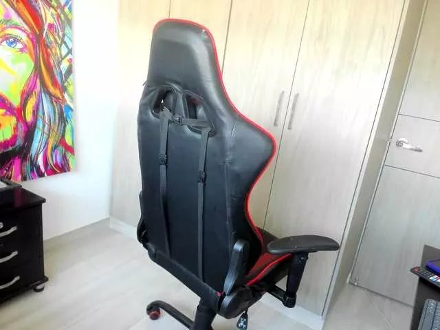 Offline GRACEKELLY9 on BongaCams