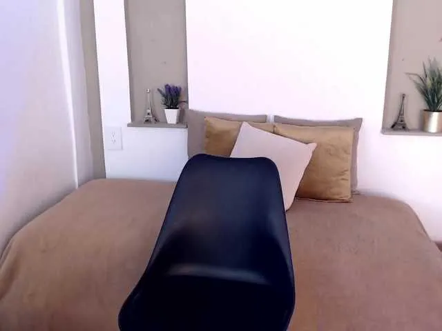 Jazmin-win — Today I came with many surprises for you, come and don't let me bore you SUCK DILDO: 700 TOKENS #SMALLTITS #C2C #18 #SQUIRT #LATINA