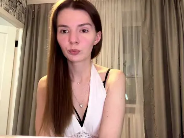 JoannGrater — Goal: show feet @remain 