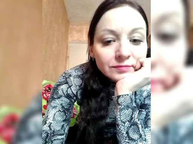 KatiMilana — Today I'm raising money for rent! And my kitties wouldn't refuse any help!