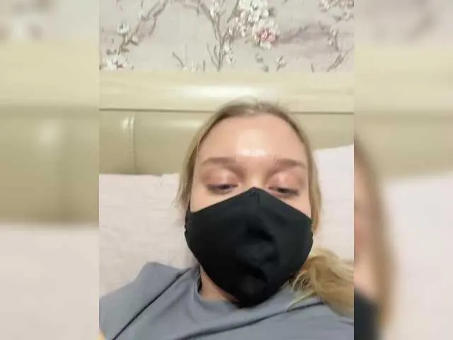 KiraBlin — Freechat on BongaCams