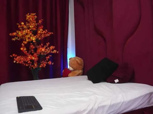 BongaCams KiraDesirex is Freechat KiraDesirex — Freechat on BongaCams