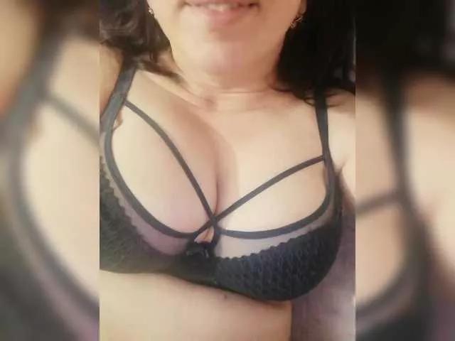 Lanahka on BongaCams 