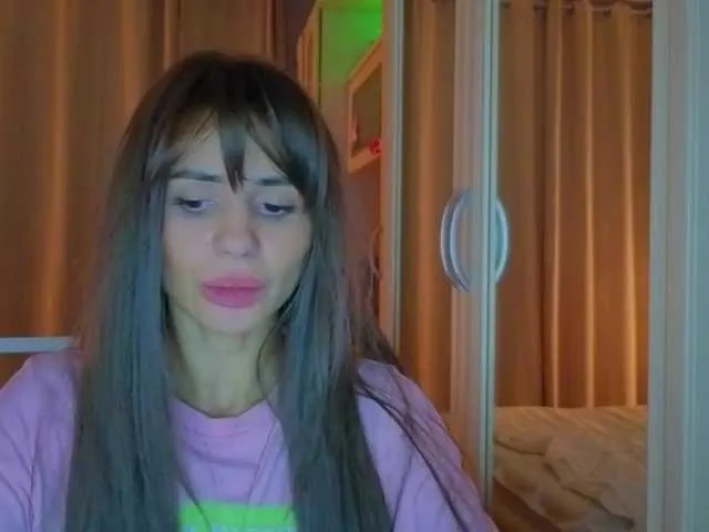 Latika28 — Freechat on BongaCams