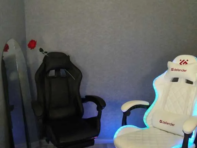 BongaCams LindaElosiMilf is Freechat LindaElosiMilf — Hi my sweet! Do you love sexy milf??