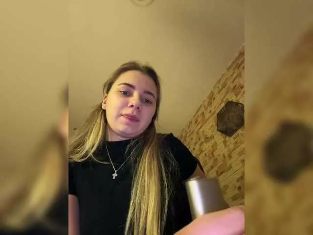 Liyya on BongaCams