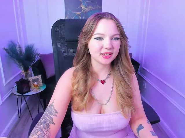 MariaRobinson — Im new here!  lets met each oother,  tip 222222 if you like me to make me smile! Ypu are always welcome to pvt to get fun!