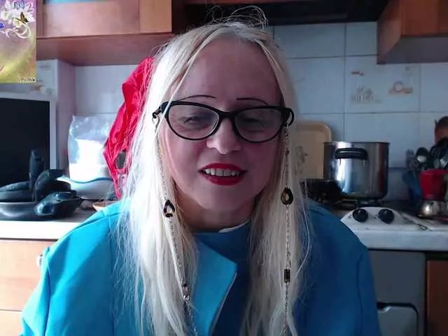 Offline martachatte19 on BongaCams