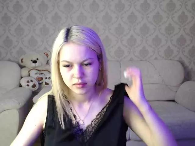 MonikaStill on BongaCams 