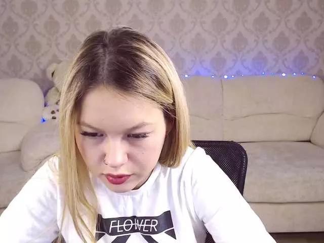 MonikaStill on BongaCams 