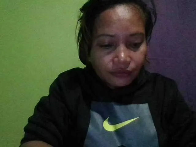 myoneandonly — have a wonderfull evening everyone xoxoplease help me get to the top 50 room 