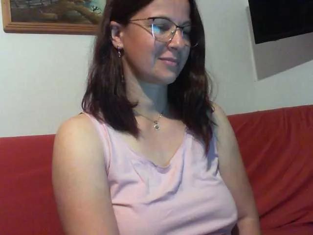 Nicegirl1985 on BongaCams 