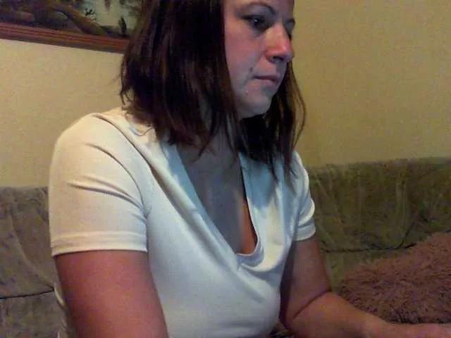 Nicegirl1985 on BongaCams 