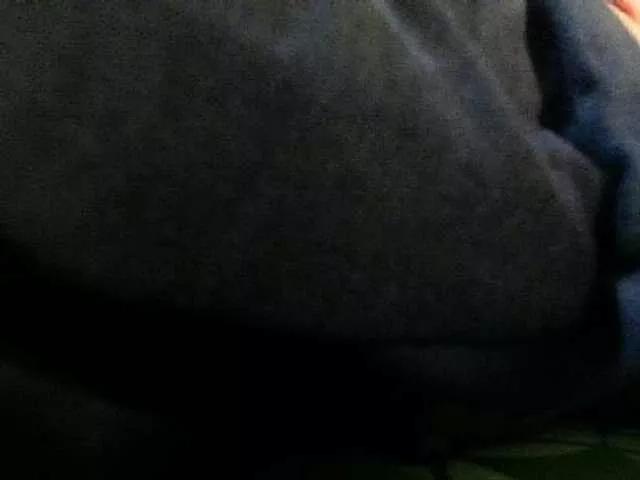 Nizzyyxx on BongaCams 