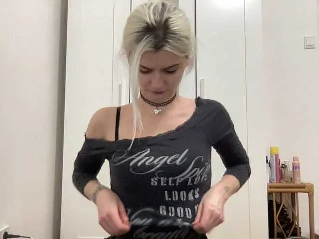 BongaCams OnikaLove is Freechat OnikaLove — Hey guys!:) Goal- #deepthroat #hot #pvt #c2c #dildo #feet #roleplay Tip to add at friendlist and for requests! @999