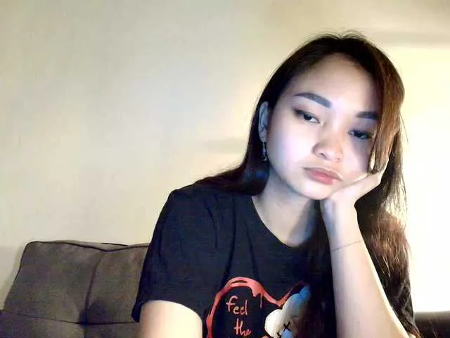 RozyBlack — Before private chat, write to me in PM what you want or check out my menu!!! @total -  need :  @sofar collected,  @remain for winter travel! Please help me reach Top-15!