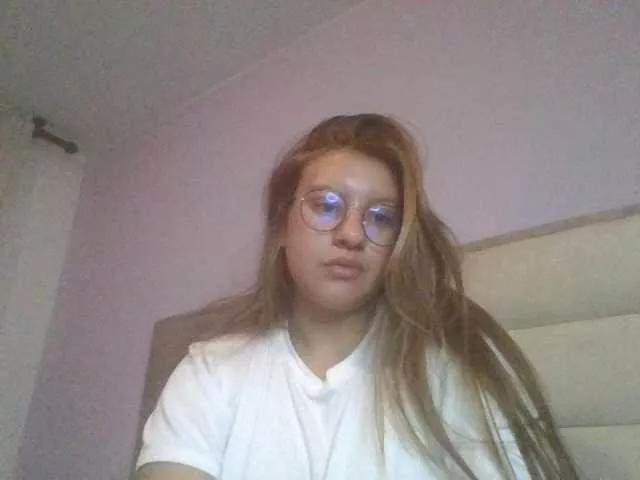 Samanthah2 on BongaCams 