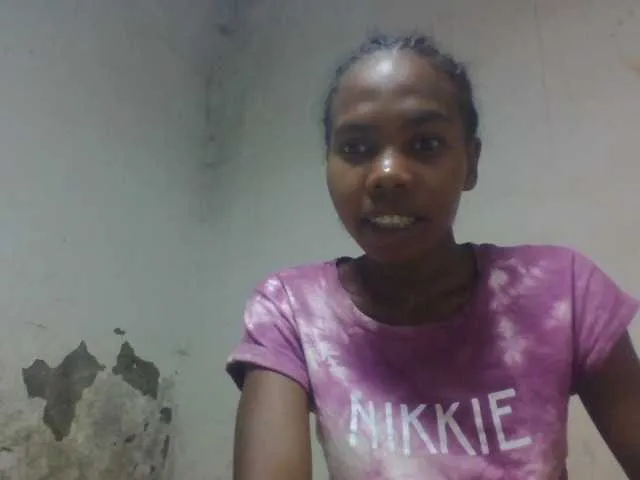 tsaralaza — Freechat on BongaCams