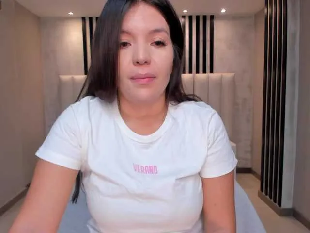 BongaCams ValeriaRoldan is Freechat ValeriaRoldan — I would love to ride your cock today GOAL: Fingering & rubbing my pussy @remain Tokens IG: @valeriarold4n