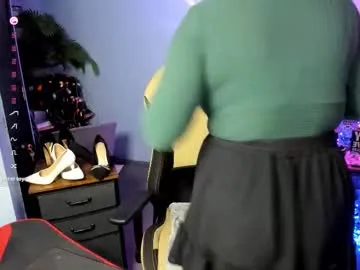 _fantastic_ellie_ — Check out my tip menu and keep me wet 11, 33, 77, 99  #hairypussy #redhead #bigboobs #milf #mommy [4305 tokens remaining]