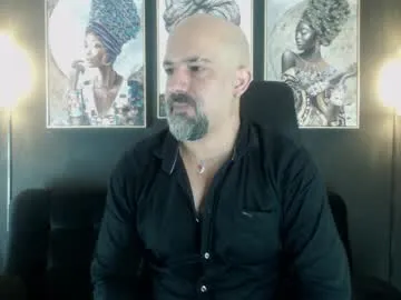 alex_saints_ce — Alex_saints_ce's room #mature #smoke #bigass #uncut #beard