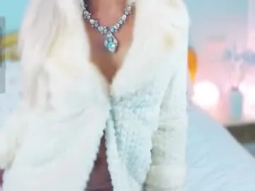 amoramias —                 -   #classy #smoke #stockings #blonde #private