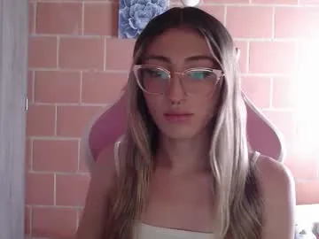 andrea_camila — GOAL: HARD COCK [214 tokens remaining] Welcome to my room! Guys enjoy of the view #transgirl #dick #feet #anal #bigass