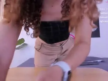 angela_donnato — GOAL: saliva on my feet [101 tokens remaining] 