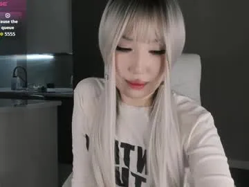 angelina_key — GOAL: ocean of squirt [1016 tokens remaining] Welcome to my room! #asian #blonde #squirt #lovense #new #blow job #ride a dildo