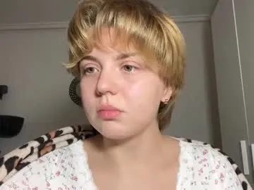 Chaturbate ari_crystal is Freechat ari_crystal — Hello, I'm new, want to get to know me better? #new #cute #nonude #shy #natural