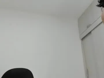 ariacoral — Enojoy my squirt for u!! #smoke #jeans #bush #hairy #latina [409 tokens remaining]