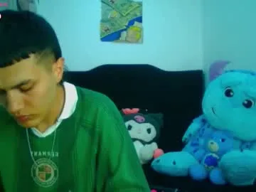 bengie_durand — GOAL: show  tits hots  [20 tokens remaining] We are a horny couple, come to play with us  #tattoos #couple #slave #18 #smalltits