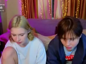 berry_assortment — GOAL: naked kiss [47 tokens remaining] HOTTEST OIL SHOW WITH TWO SEXY GIRLS #blonde #skinny #bigass #lesbian #teen