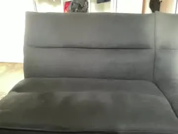 brokehungcollegeguy — shoot a huge load on camera  [4835 tokens remaining]