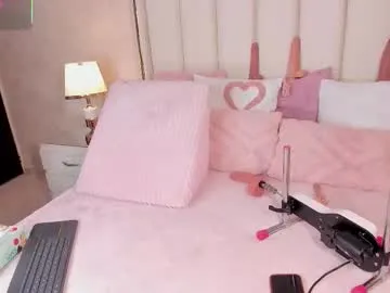 cahitlinbel — Play pussy and ride torso #ebony #smalltits #squirt #anal #cum #squirt #roleplay #twerking #bondaje [0 tokens remaining]