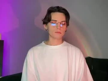 Chaturbate danieltuckerr is Private danieltuckerr — happy valentine's day #skinny #gay #valentinesday #femboy #twink