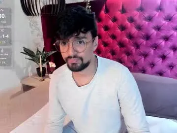 edward_maxx — GOAL: control my toy for 1min [55 tokens remaining] Let your imagination fly and let's enjoy every day together. #gay #socks #uncut #bigass #lovense