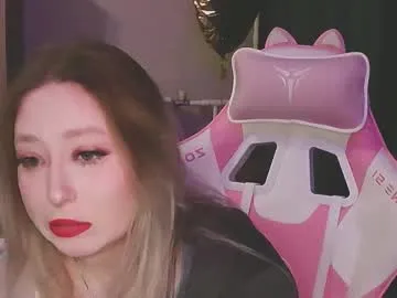 emiliaaah — GOAL: shake ass in doggy [444 tokens remaining] Hi! Im Emilia, lets have fun together!!! #new #teen #bigass #lovense #bigboobs