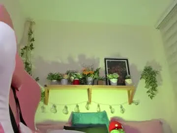 fernandadiaz05 — Streptease  [17 tokens left] Make me crazy  lush on  #18 #bigboobs #hairy #spit #squirt