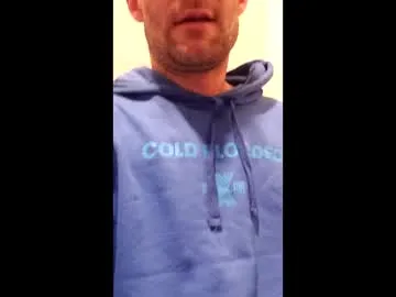 fuckmee12334wq — Just Showering and Getting Ready. Tips make me Horny